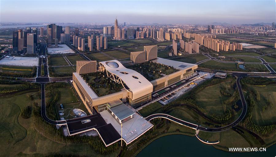 Hangzhou : vue aérienne de la ville hôte du prochain sommet du G20 