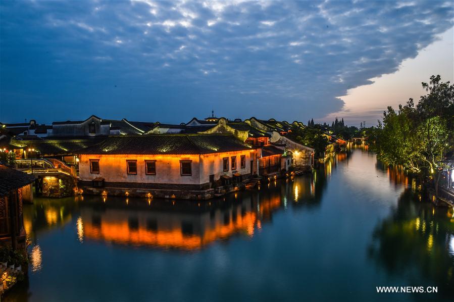 Paysage de Wuzhen avant l'ouverture de la 3e Conférence mondiale sur Internet 