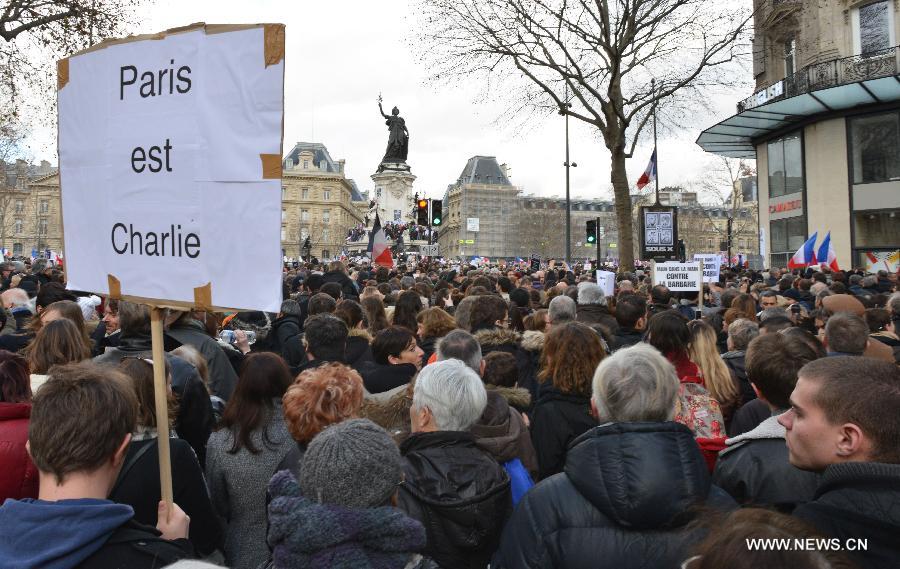（国际）（2）巴黎举行反恐大游行
