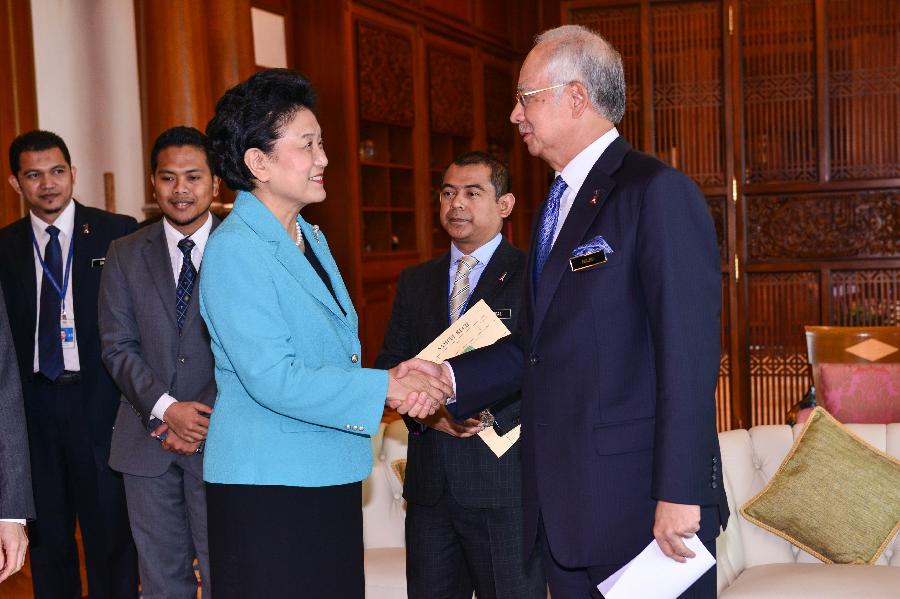 （XHDW）（1）刘延东会见马来西亚总理纳吉布
