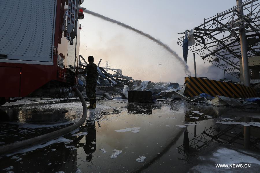 （滨海爆炸事故）（2）天津滨海新区危险品仓库爆炸事故已造成50人死亡