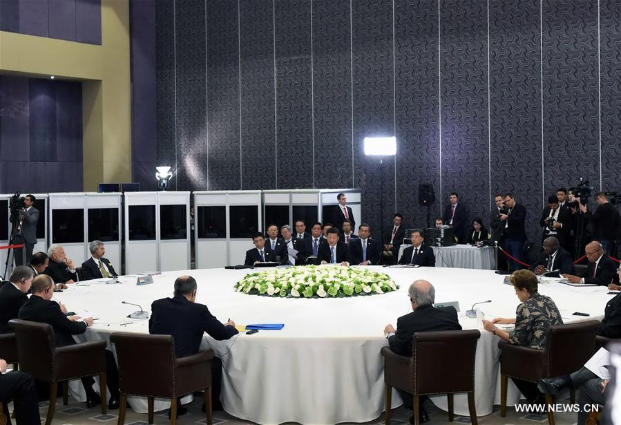 （XHDW）（2）习近平出席金砖国家领导人非正式会晤