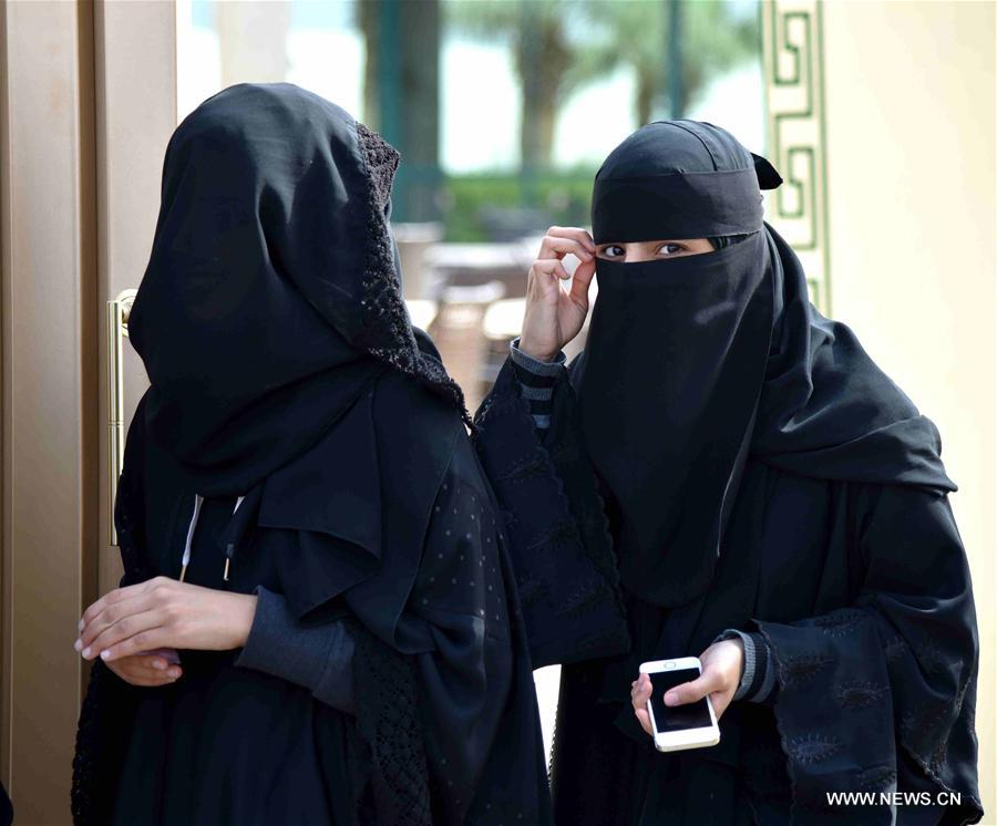 （国际）（3）沙特举行史上首次有女性参加的选举 
