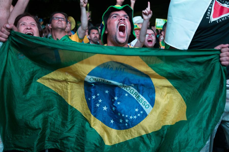BRAZIL-SAO PAULO-PRESIDENT-IMPEACHMENT-PEOPLE