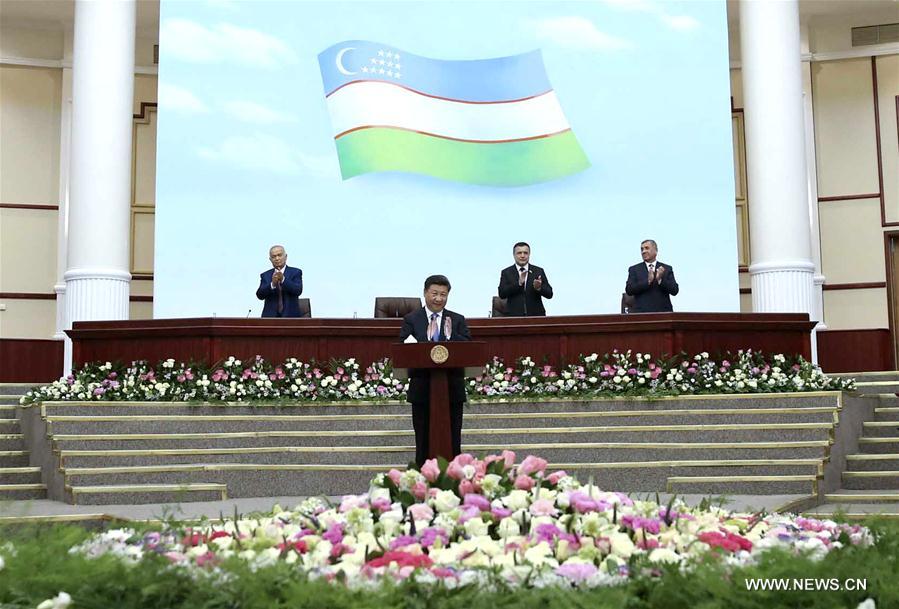 （XHDW）习近平在乌兹别克斯坦最高会议立法院发表重要演讲