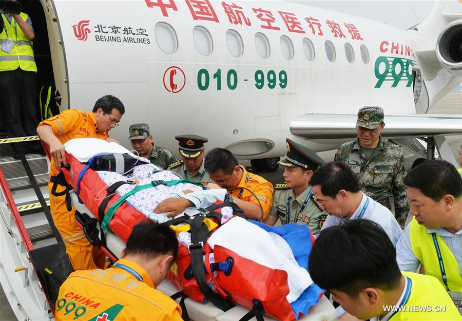 （城乡热点）（2）中国赴南苏丹维和步兵营两名遇袭重伤员回国治疗