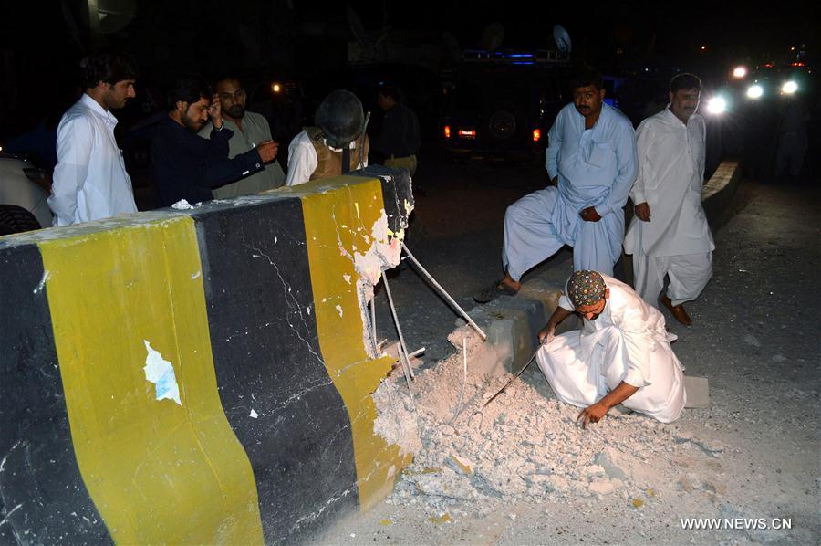 （国际）（2）巴基斯坦一边防部队车队遭炸弹袭击8人受伤