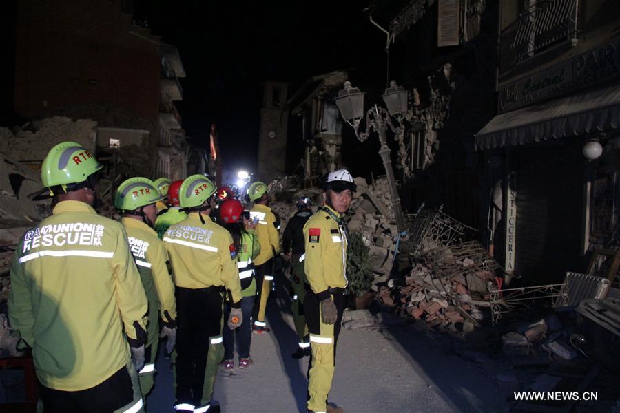 （国际）（1）中国民间救援队抵达意大利地震灾区参与救援