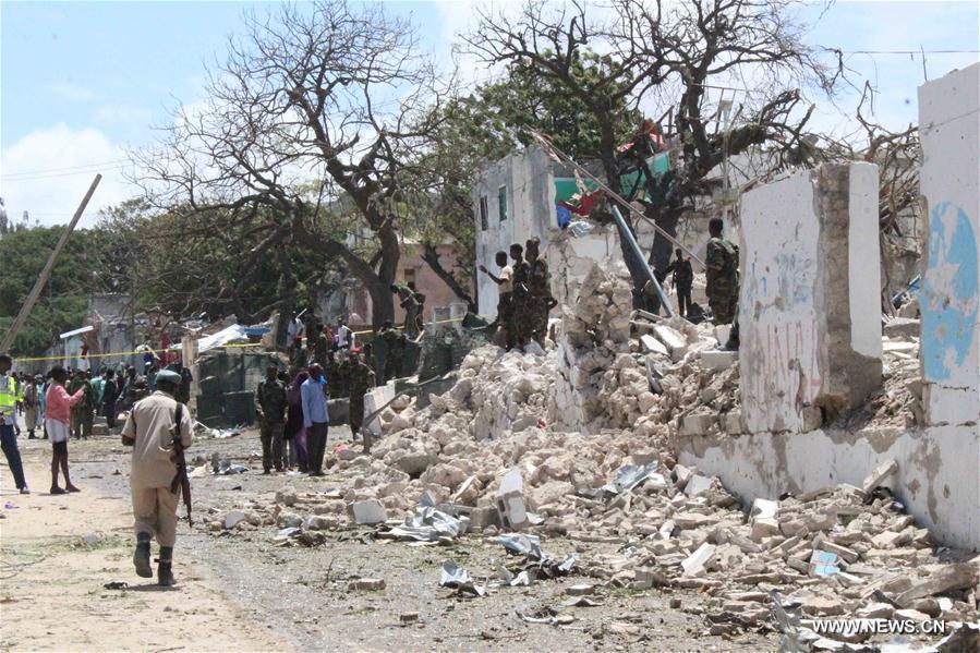（国际）（2）索马里首都摩加迪沙一座旅馆附近发生炸弹爆炸