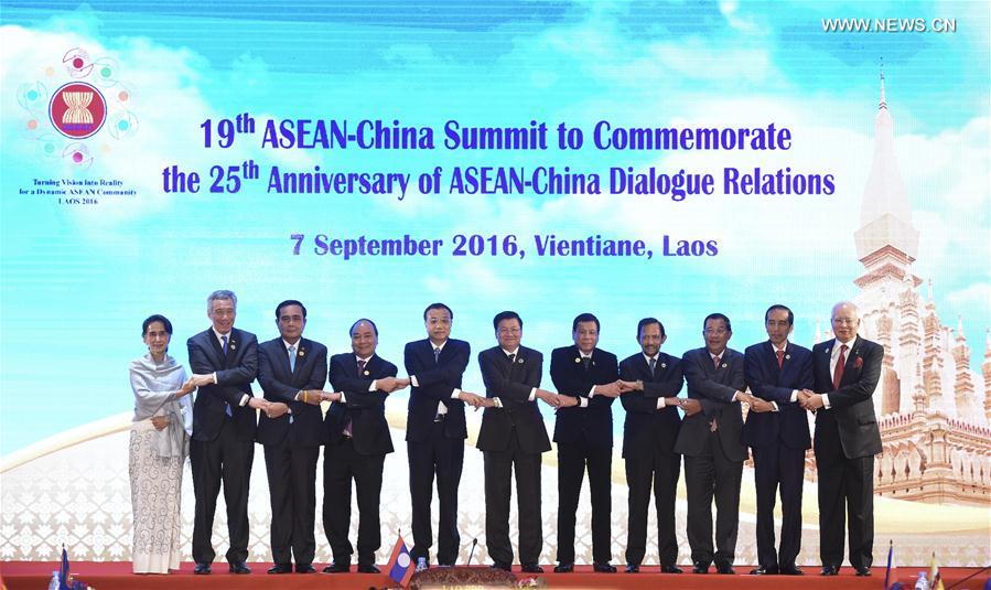 （XHDW）（1）李克强出席第十九次中国－东盟领导人会议