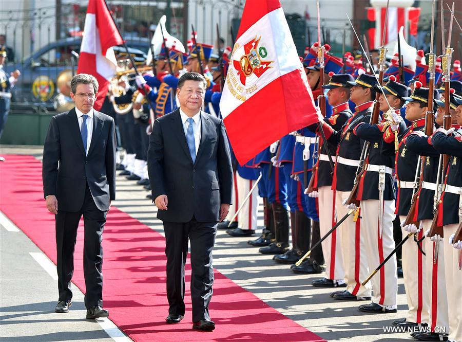 （XHDW）习近平会见秘鲁国会主席萨尔加多