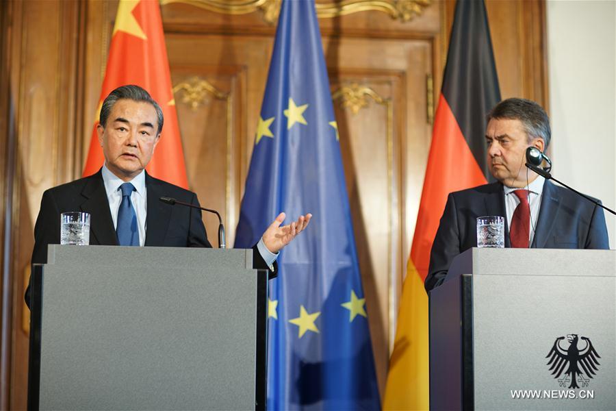 （XHDW）王毅与德国副总理兼外长加布里尔举行第三轮中德外交与安全战略对话