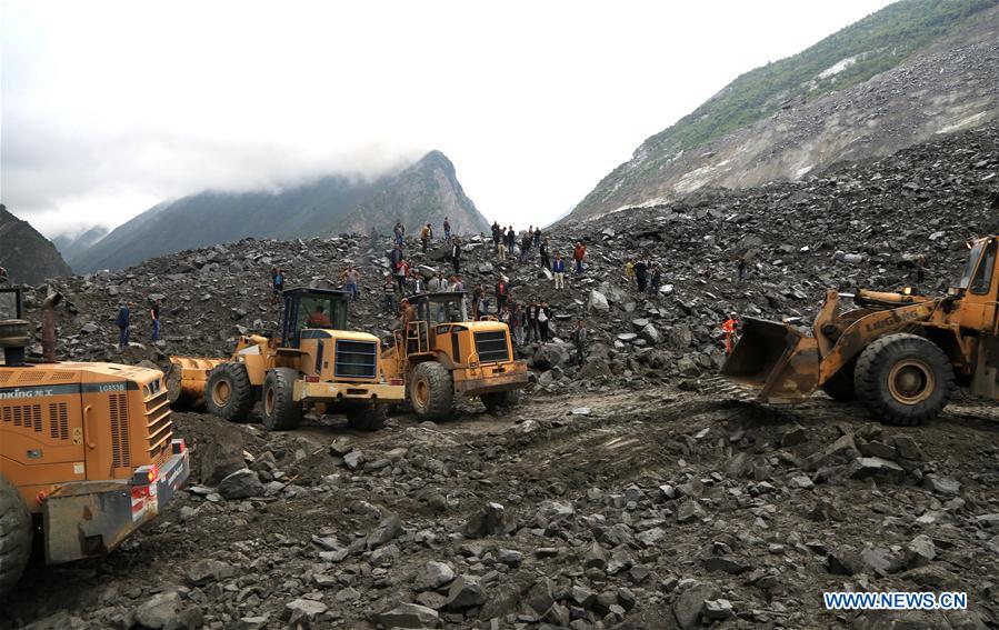 Chine : 141 personnes ensevelies par un glissement de terrain au Sichuan