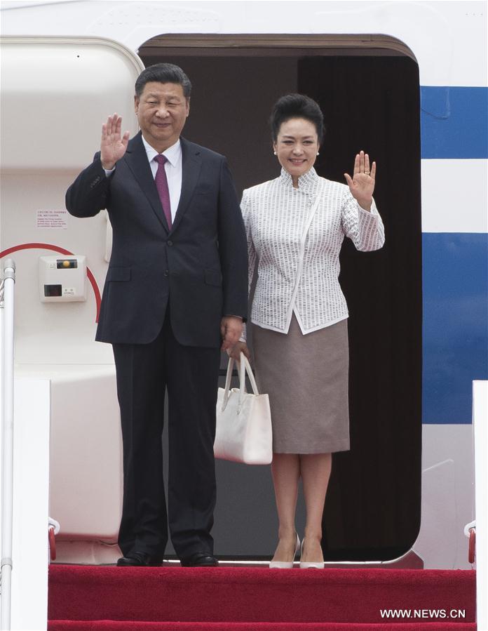 Arrivée de Xi Jinping à Hong Kong pour le 20e anniversaire de la rétrocession