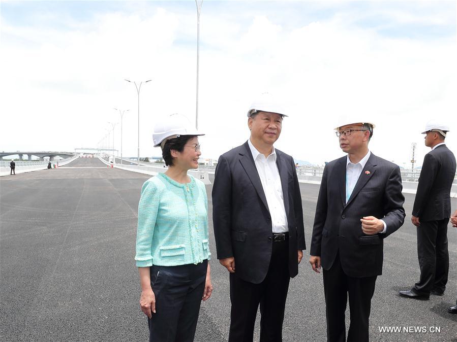 （时政）（1）习近平考察香港重要基础设施建设项目