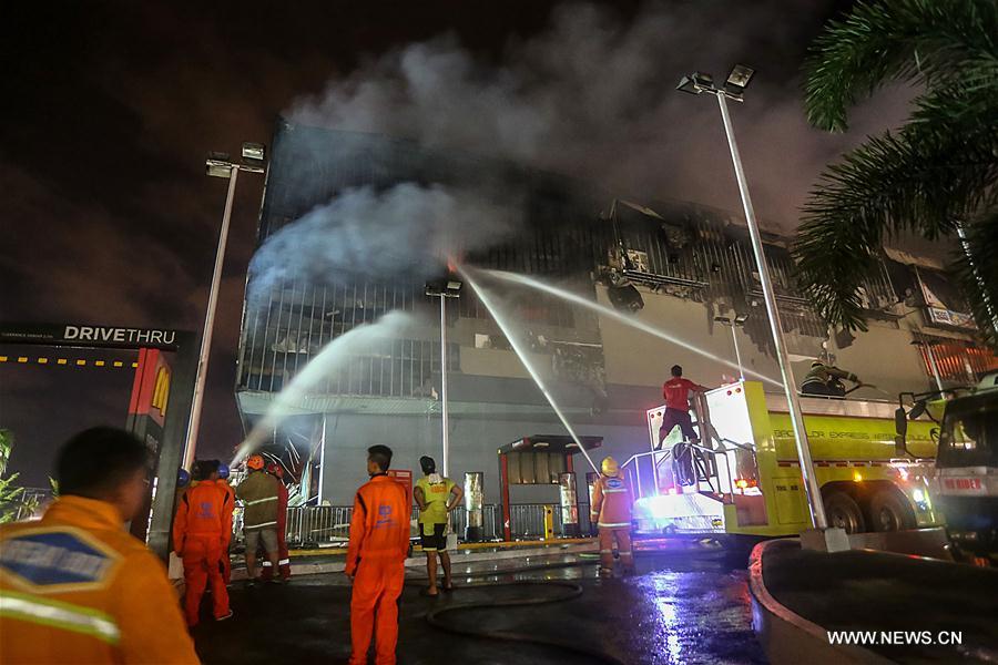（国际）（2）菲律宾达沃一商场发生火灾恐致37人死亡 