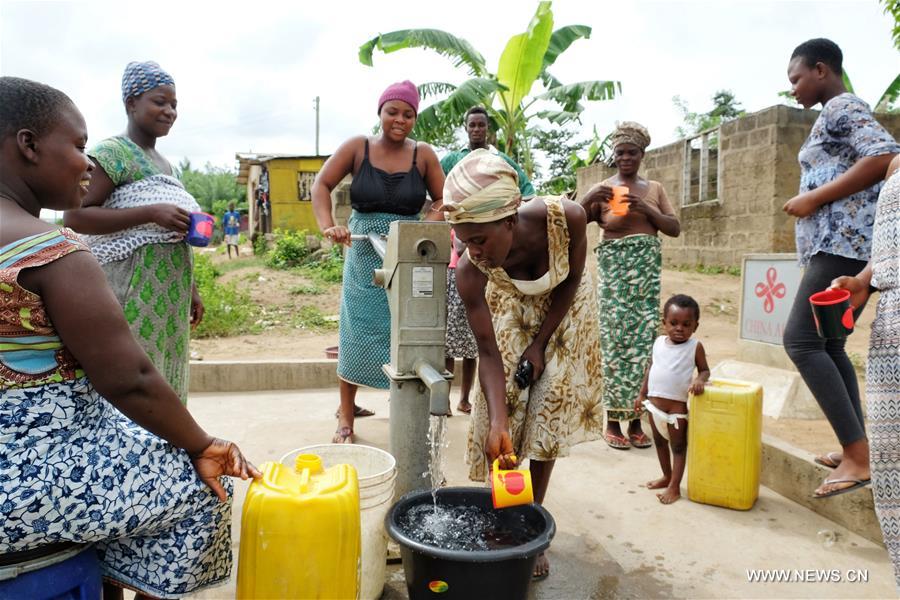 Ghana : la Chine installe des pompes pour offrir de l'eau propre aux habitants ruraux