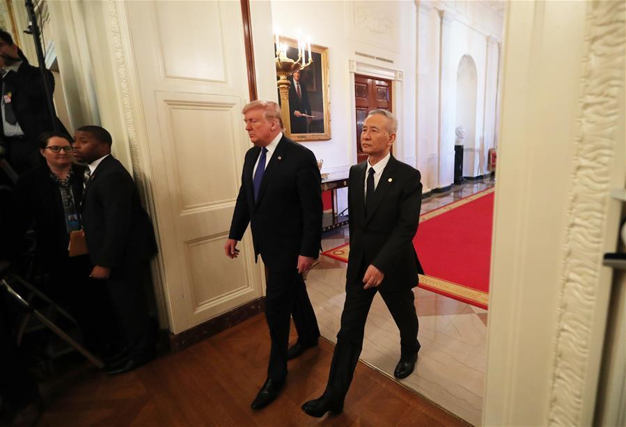 le vice-pm chinois liu he et le president americain donald trump