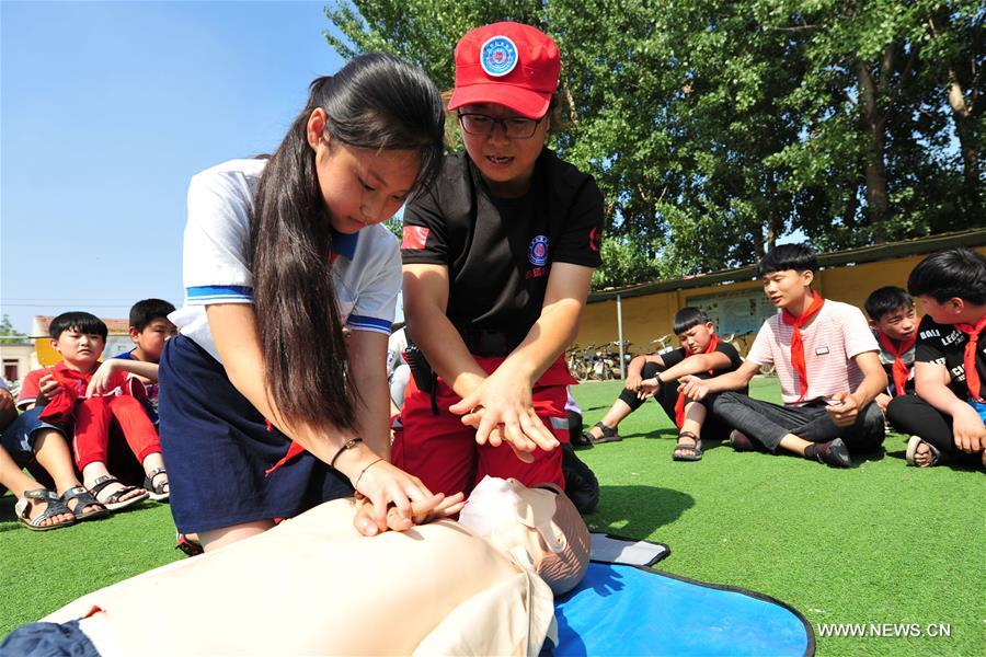 Chine : formation en mati&egrave;re de s&eacute;curit&eacute; dans une &eacute;cole primaire du Hebei