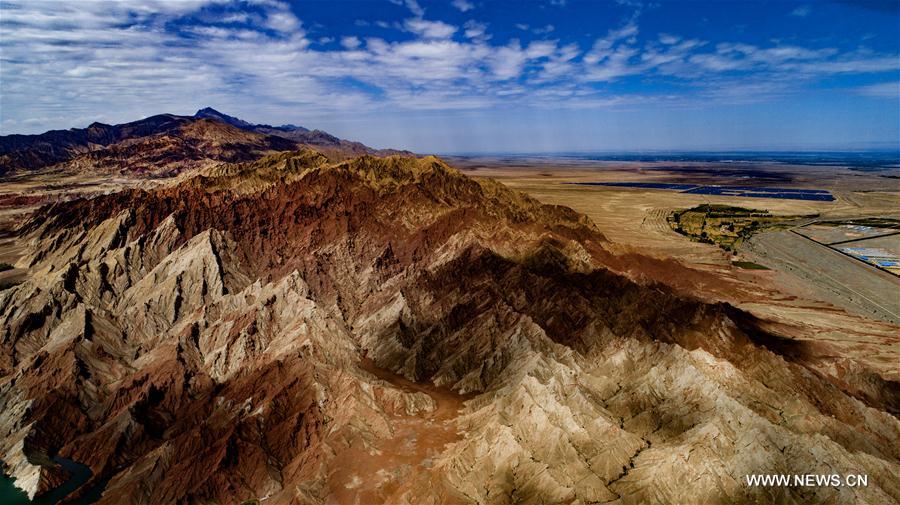 Chine : parc géologique national de Zhangye Danxia