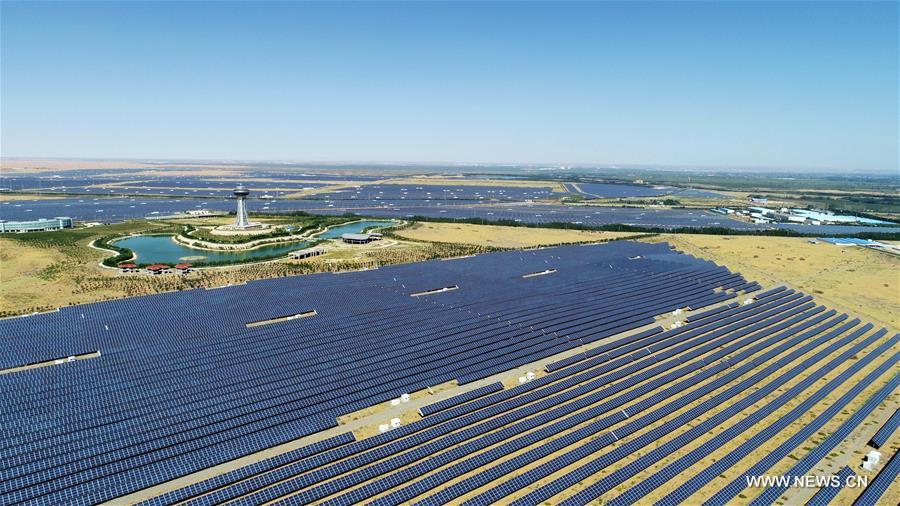 Chine : parc industriel photovolta&iuml;que dans le nord-ouest