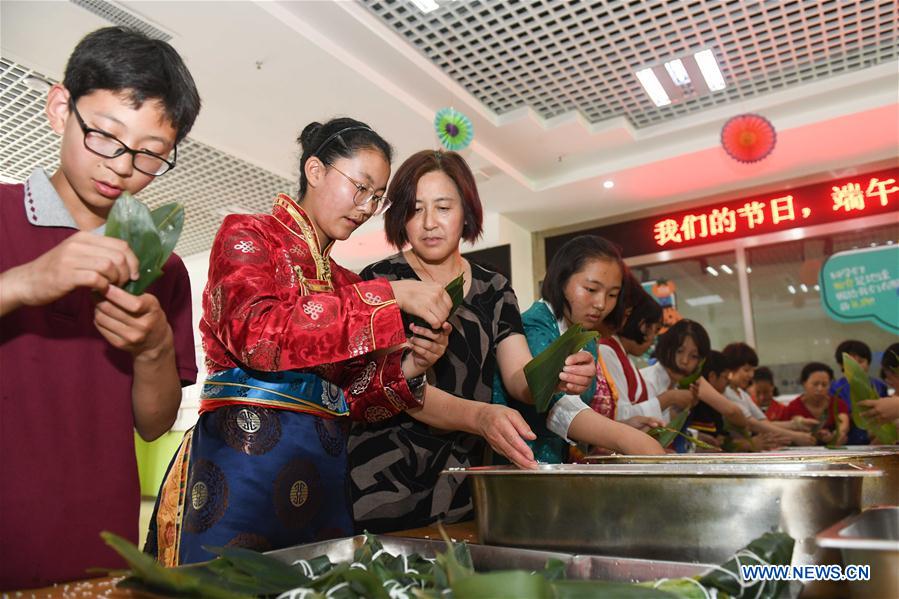 Chine : festival des bateaux-dragons
