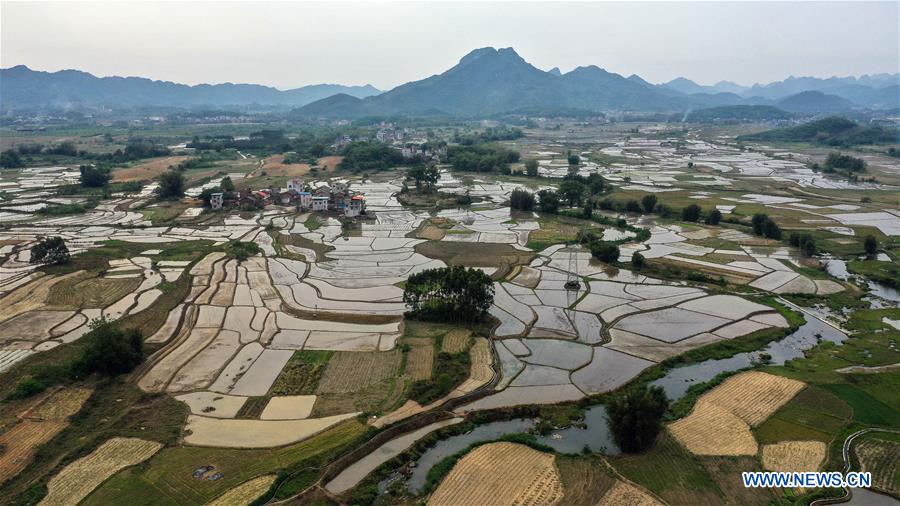 Chine Paysage D Un Bourg Du Guangxi French News Cn