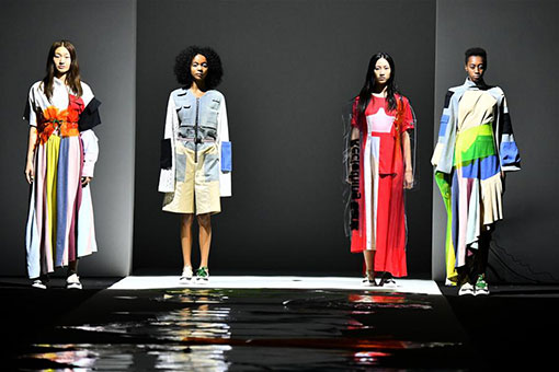 Semaine de la mode de Shanghai: Reclothing Bank