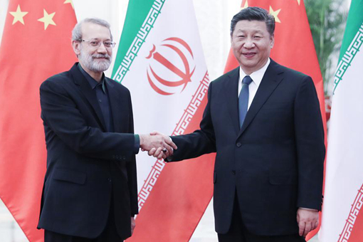 Le pr&eacute;sident chinois rencontre le pr&eacute;sident du Parlement iranien