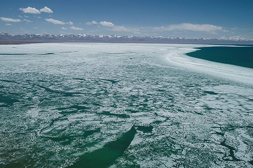 Chine: paysage du lac Namtso au Tibet