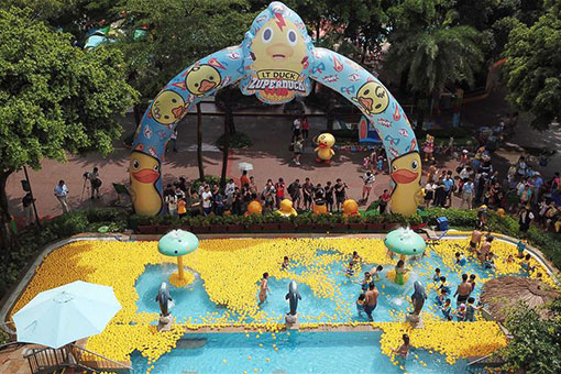 Chine: un parc aquatique &agrave; Guangzhou