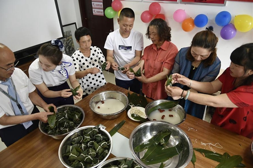 Chine : festival des bateaux-dragons