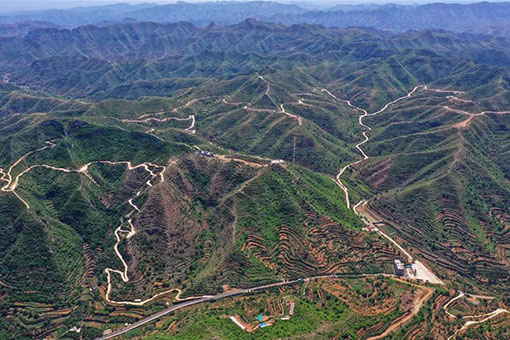 Chine: champs en terrasses dans les monts Taihang au Hebei