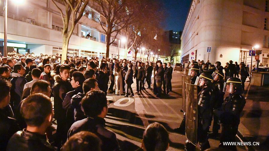 Manifestations après le décès d'un Chinois tué par la police à Paris
