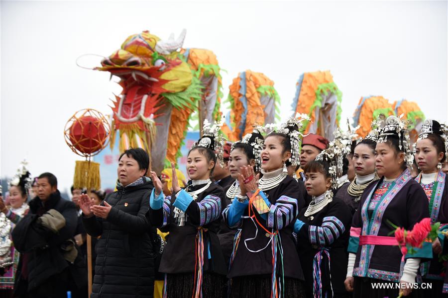 Chine : c&eacute;l&eacute;brations du Nouvel An de l'ethnie Dong au Guizhou