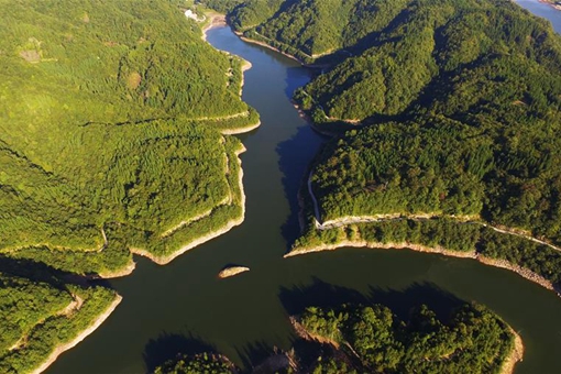 Le lac Taiyang dans le sud-ouest de la Chine