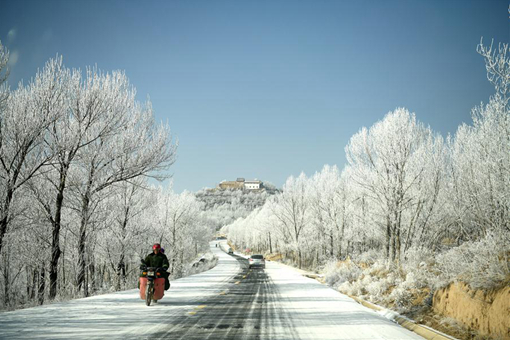 Chine : paysage de givre au Gansu