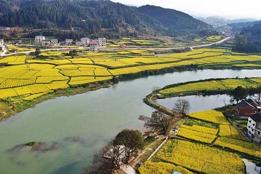 Paysage printanier dans le sud-ouest de la Chine