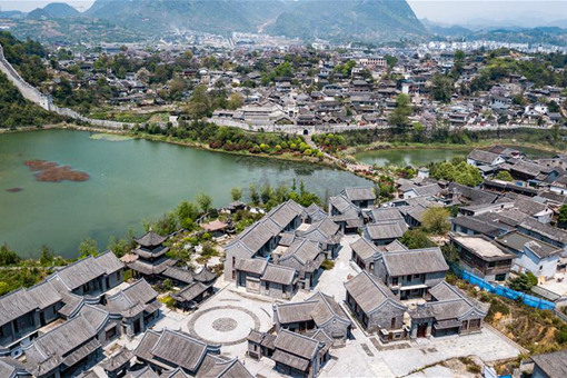 Paysage d'une ancienne ville au Guizhou