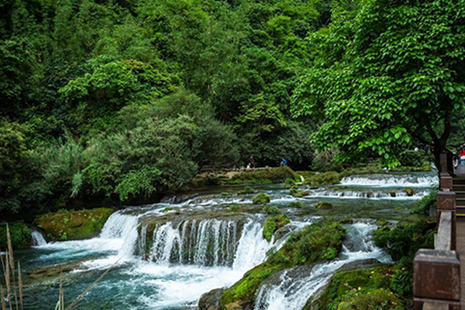 Chine : le site pittoresque de Xiaoqikong dans le sud-ouest