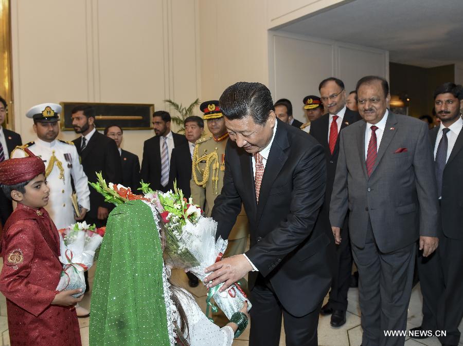 （XHDW）（2）习近平会见巴基斯坦总统侯赛因