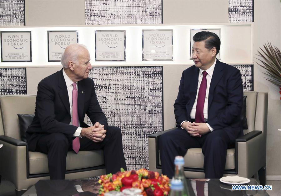 Xi Jinping rencontre le vice-président américain en Suisse