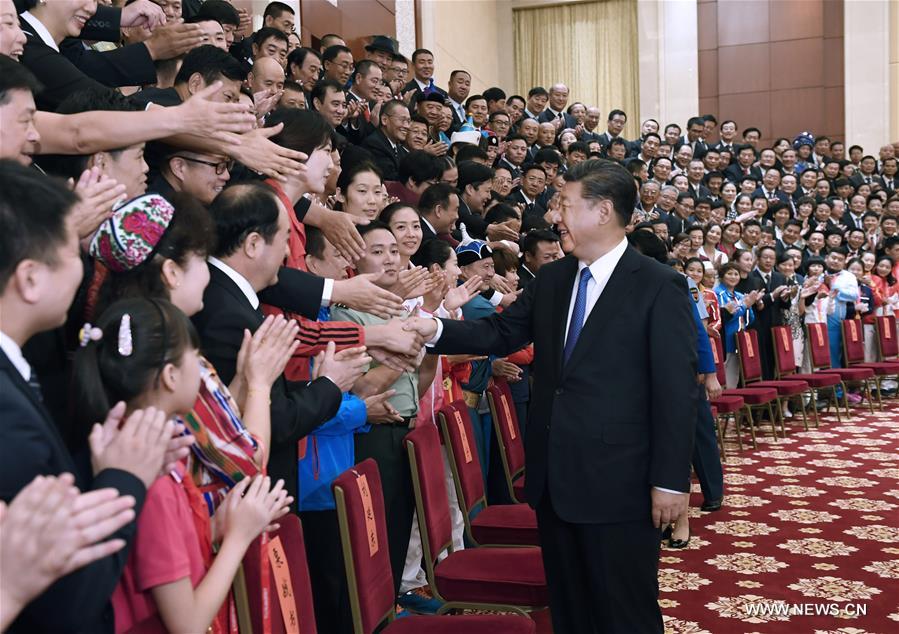 Xi Jinping assiste à l'ouverture des 13e Jeux nationaux de Chine