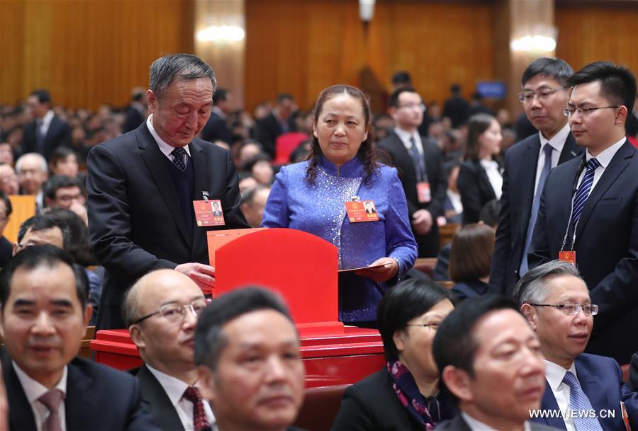 (Deux Sessions) Chine : 6e réunion plénière de la première session de la 13e APN