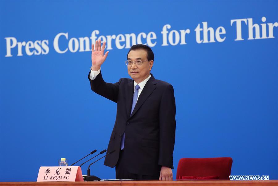 (Deux Sessions) Li Keqiang rencontre la presse après la clôture de la session législative nationale annuelle