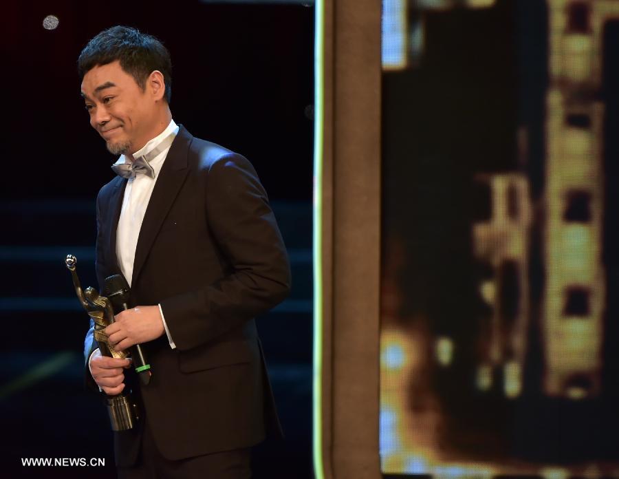 （晚报）（4）第34届香港电影金像奖颁奖典礼举行