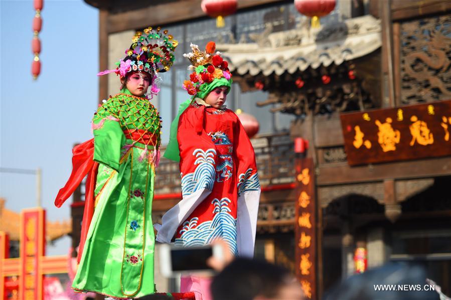 Chine : foire du temple en Mongolie intérieure