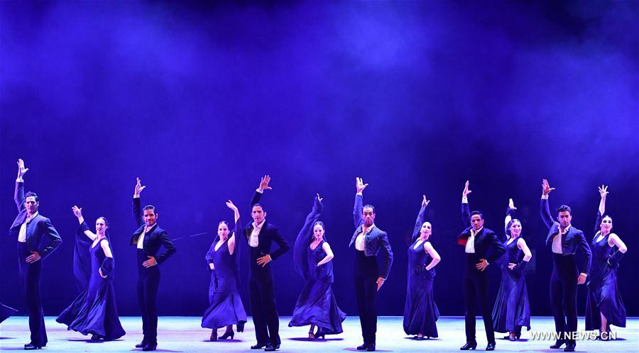 "Carmen Flamenco" sur scène dans le centre de la Chine