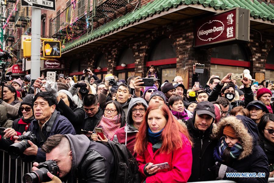 Etats-Unis : d&eacute;fil&eacute; du Nouvel An lunaire chinois &agrave; New York