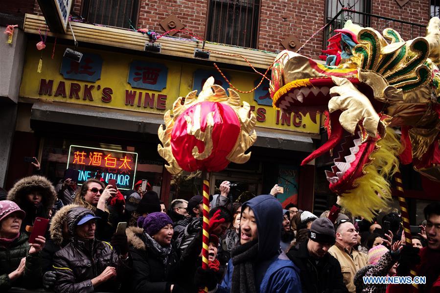 Etats-Unis : d&eacute;fil&eacute; du Nouvel An lunaire chinois &agrave; New York